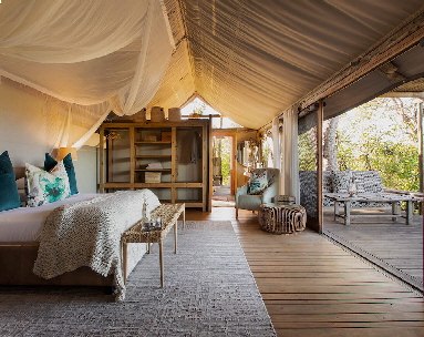 Bots_KhwaiPrivateReserve_SableAlley_HoneymoonTent_Interior_TeaganCuniffe5