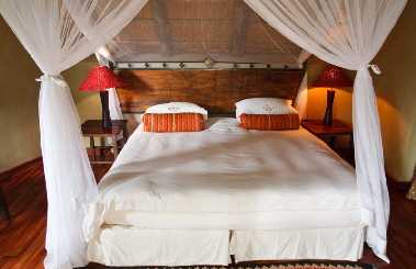 deceptionvalley lodge suite Botswana
